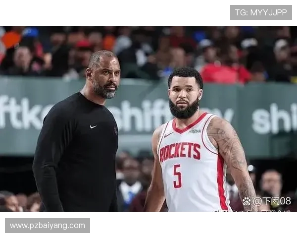 刚被裁!美记:火箭森林狼都对泰厄斯琼斯表现出了早期兴趣